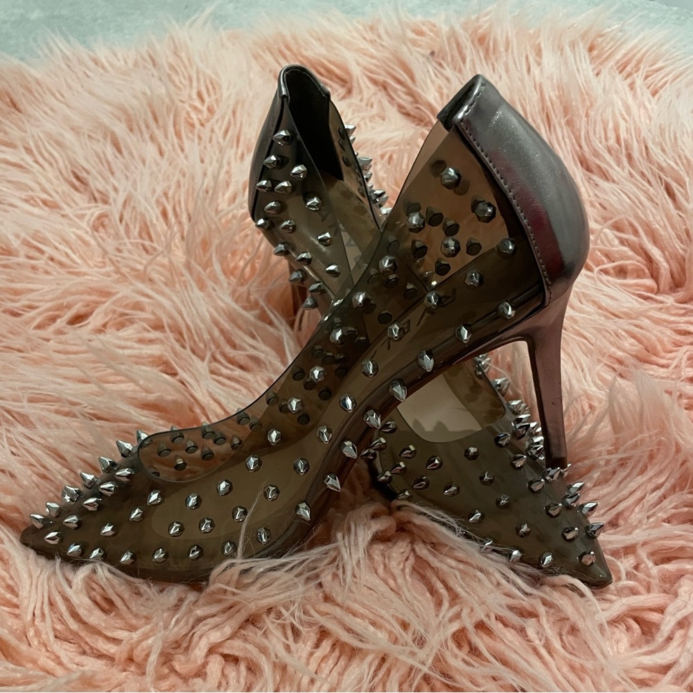 Clear/ black Dillard’s heels brand new and super comfy size 8 brand carvela